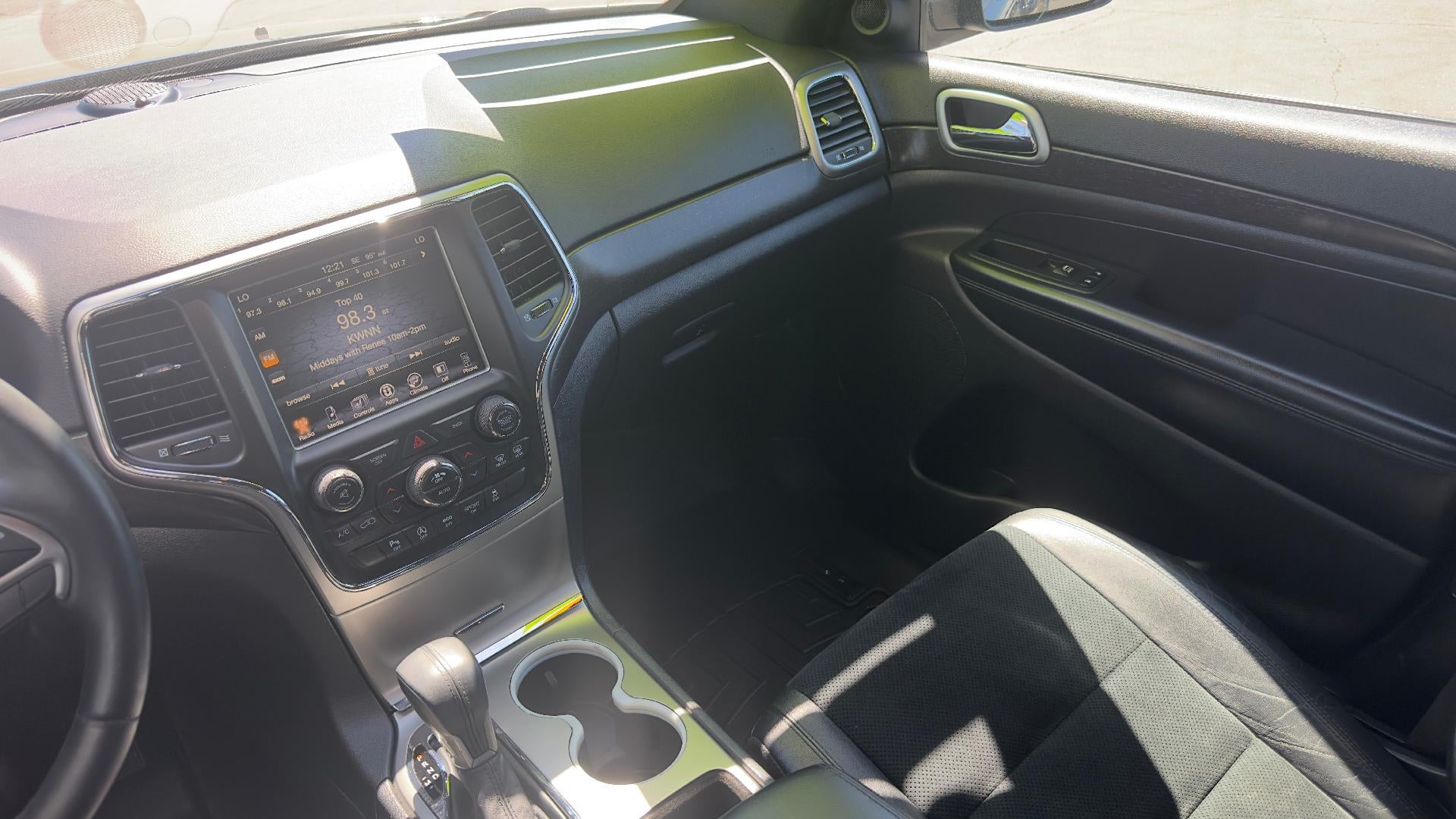 2017 Jeep Grand Cherokee Altitude