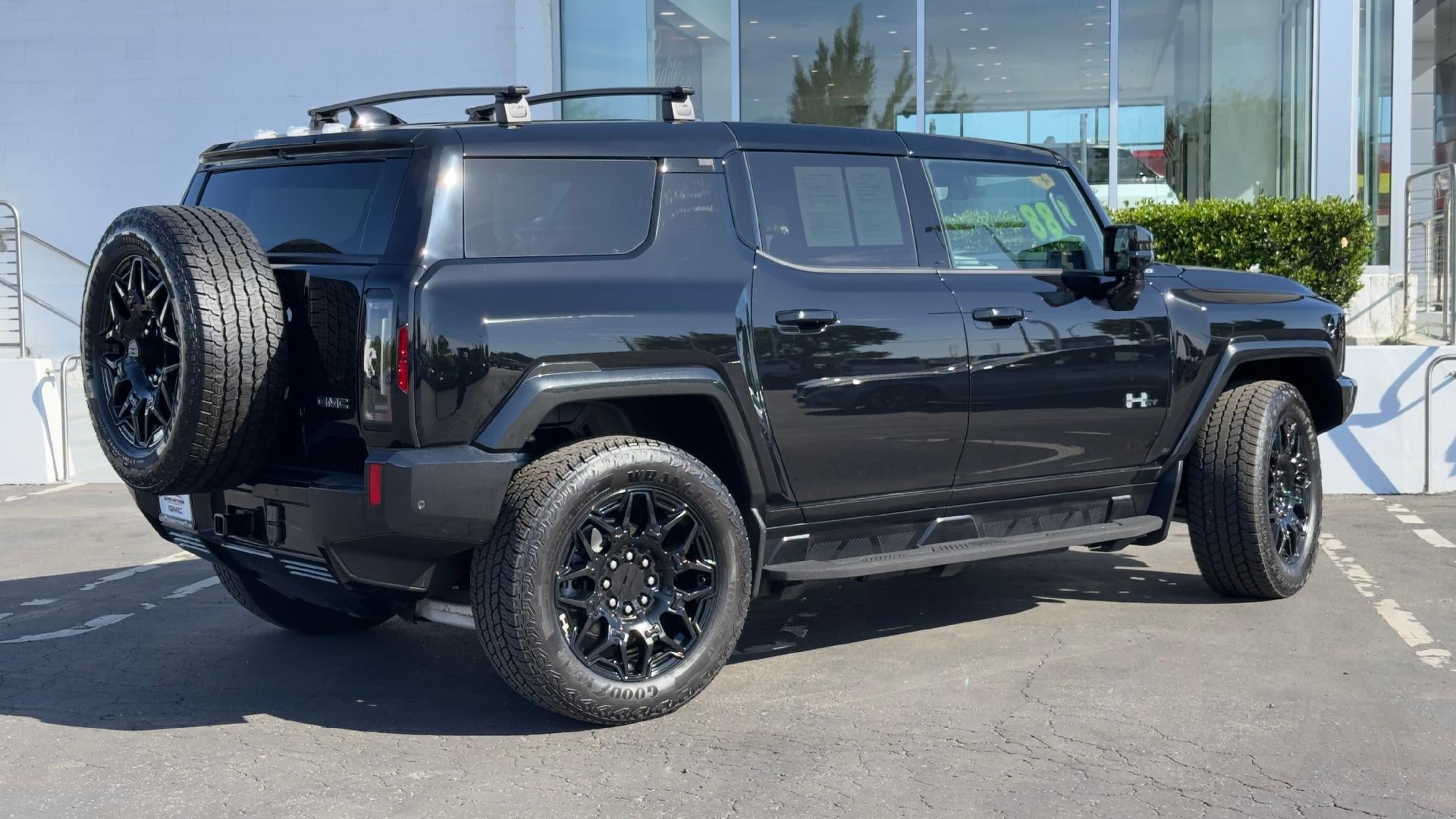 2024 GMC HUMMER EV SUV 2X