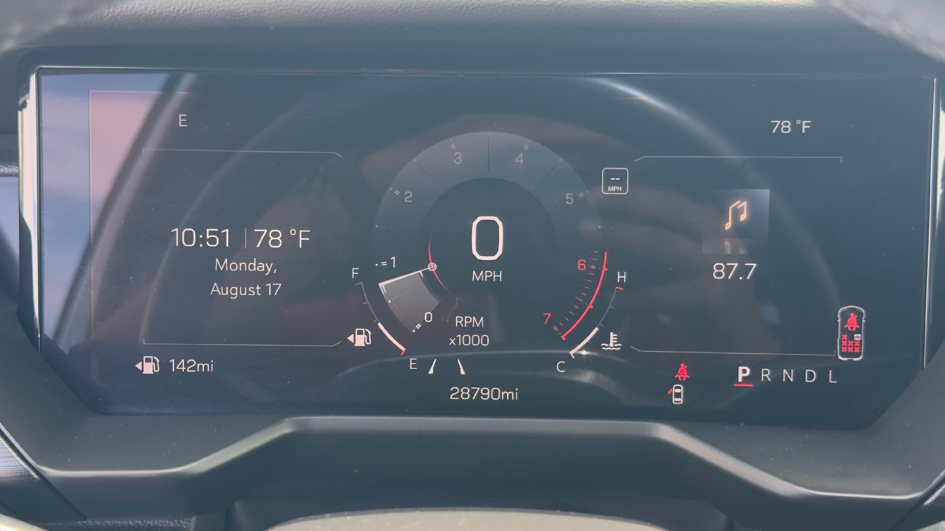2025 GMC Acadia Elevation