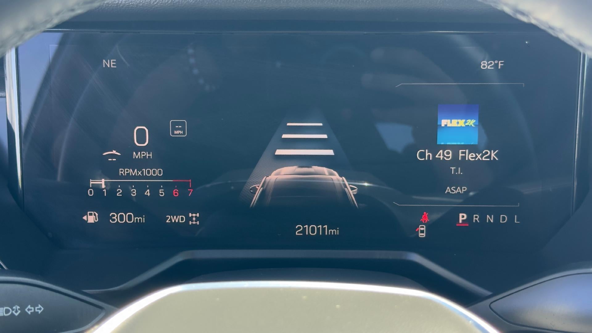 2025 GMC Acadia Elevation
