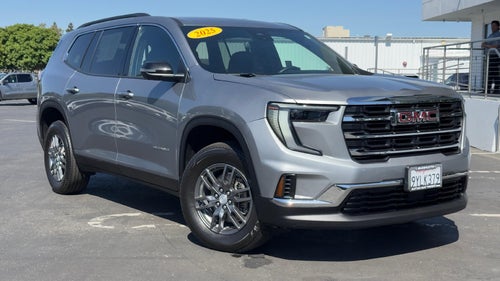 2025 GMC Acadia Elevation