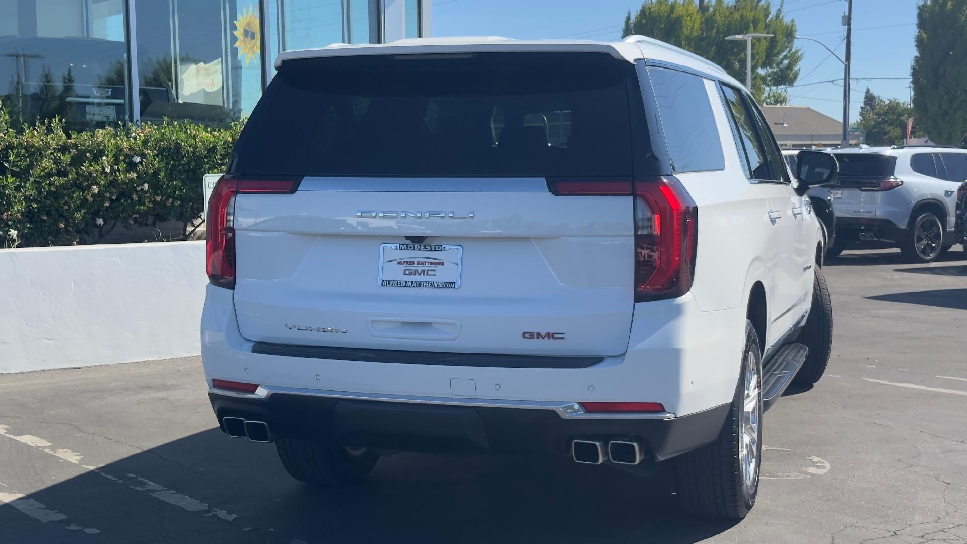 2025 GMC Yukon XL Denali