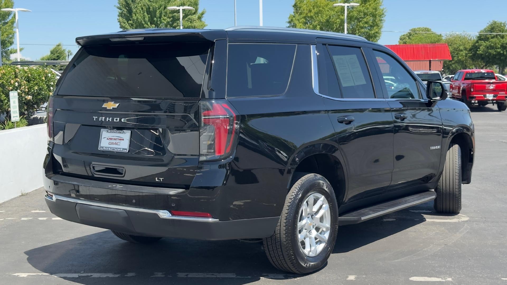 2025 Chevrolet Tahoe LT