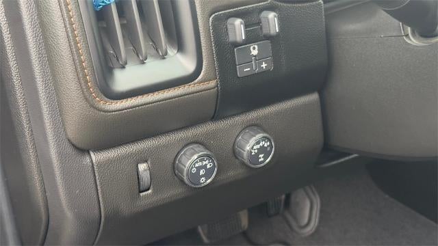 2022 GMC Canyon AT4 - Cloth