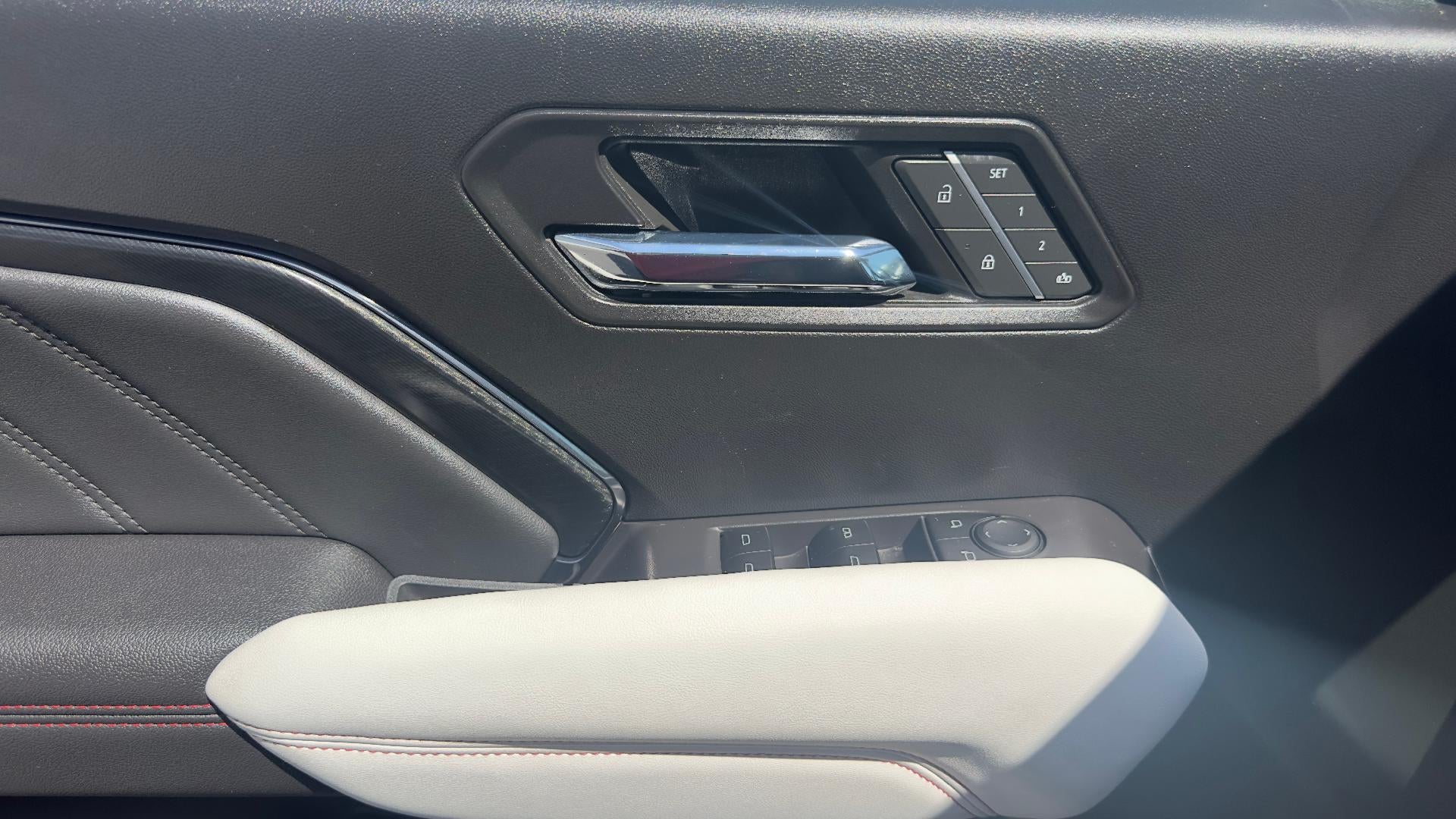 2023 GMC Canyon AT4X