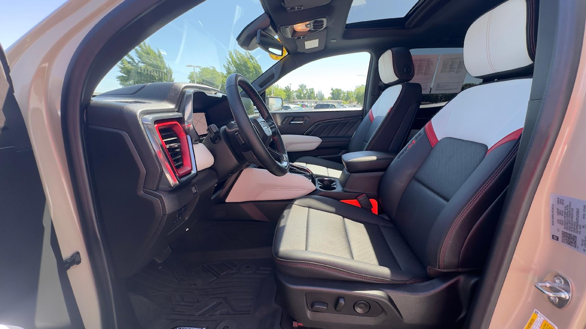 2023 GMC Canyon AT4X