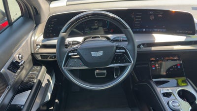 2026 Cadillac VISTIQ Luxury