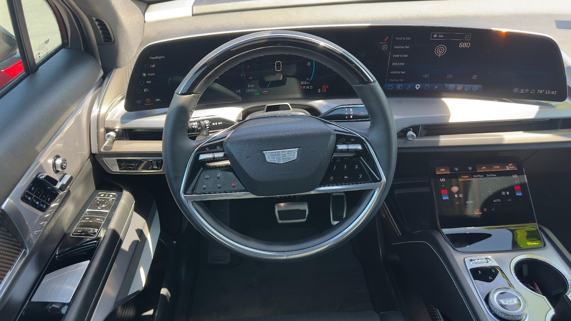 2026 Cadillac VISTIQ Luxury