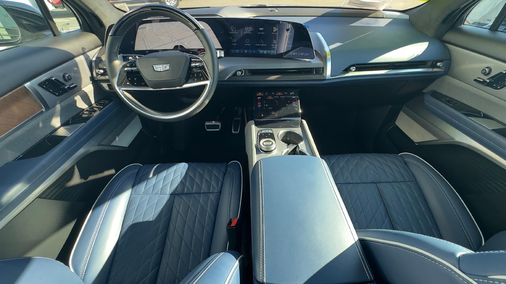 2026 Cadillac VISTIQ Premium Luxury