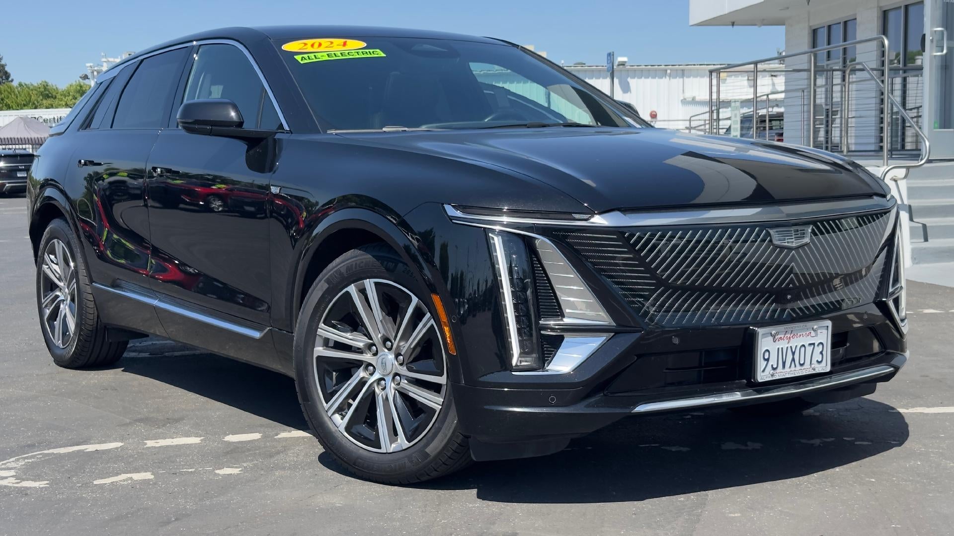2024 Cadillac LYRIQ Luxury 1