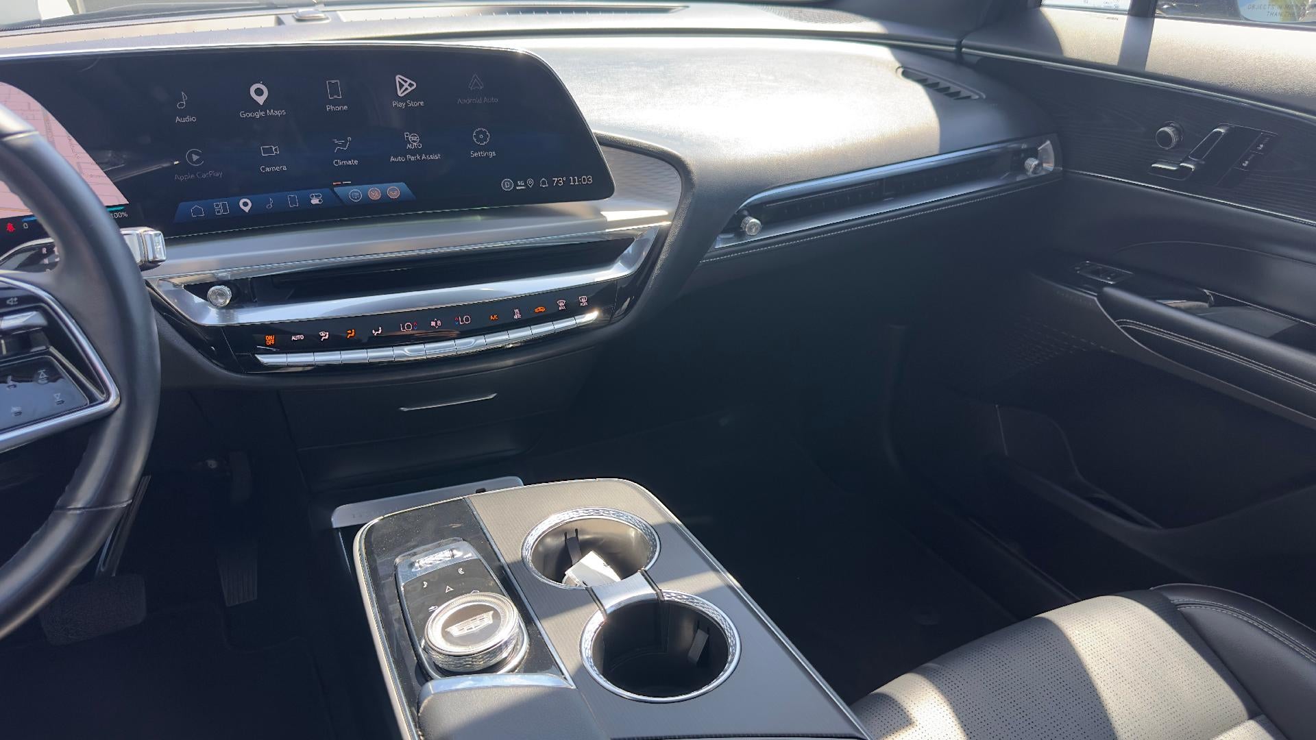 2024 Cadillac LYRIQ Luxury 1