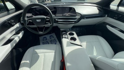 2024 Cadillac LYRIQ Luxury 1