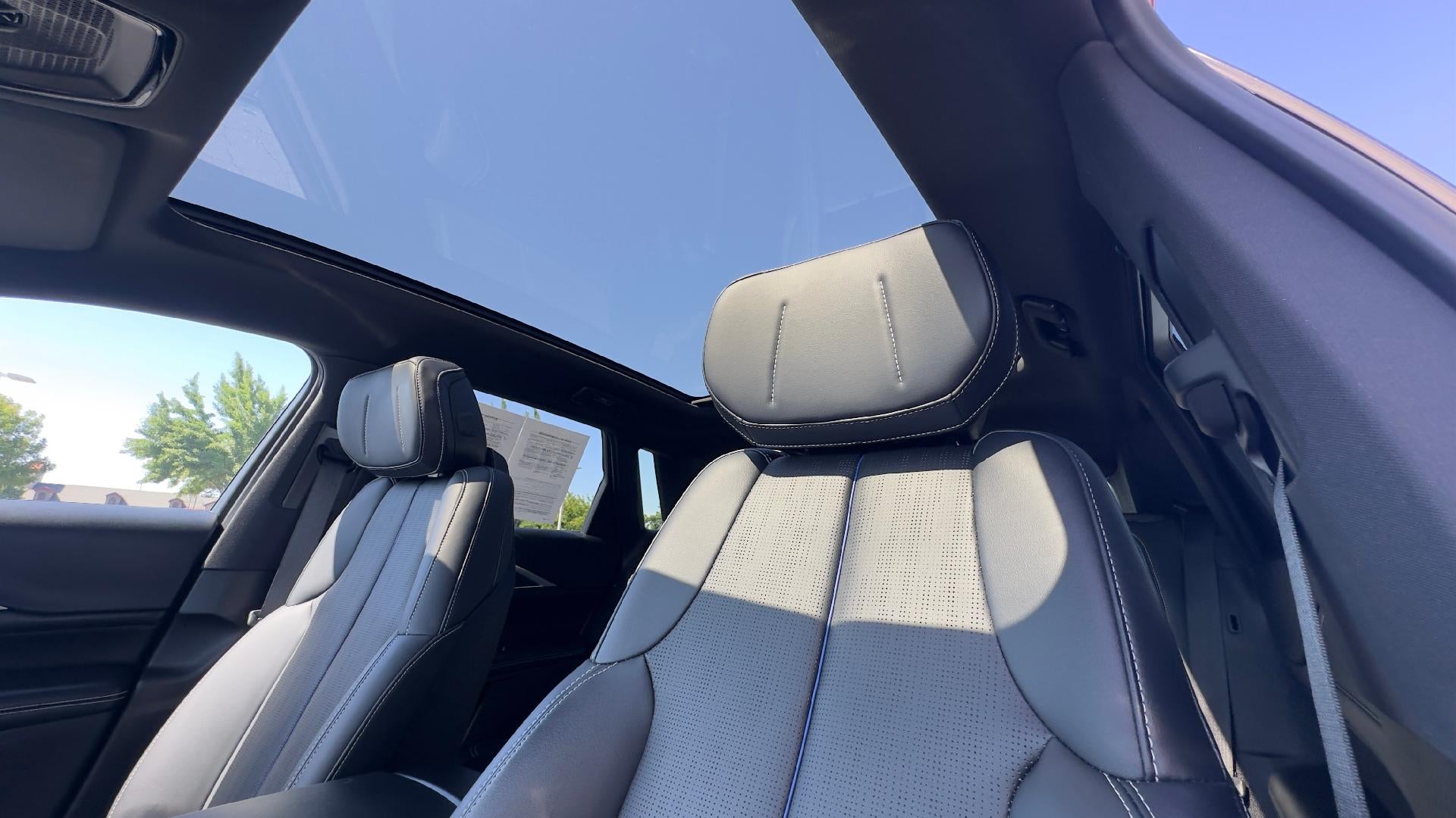 2024 Cadillac LYRIQ Luxury 1