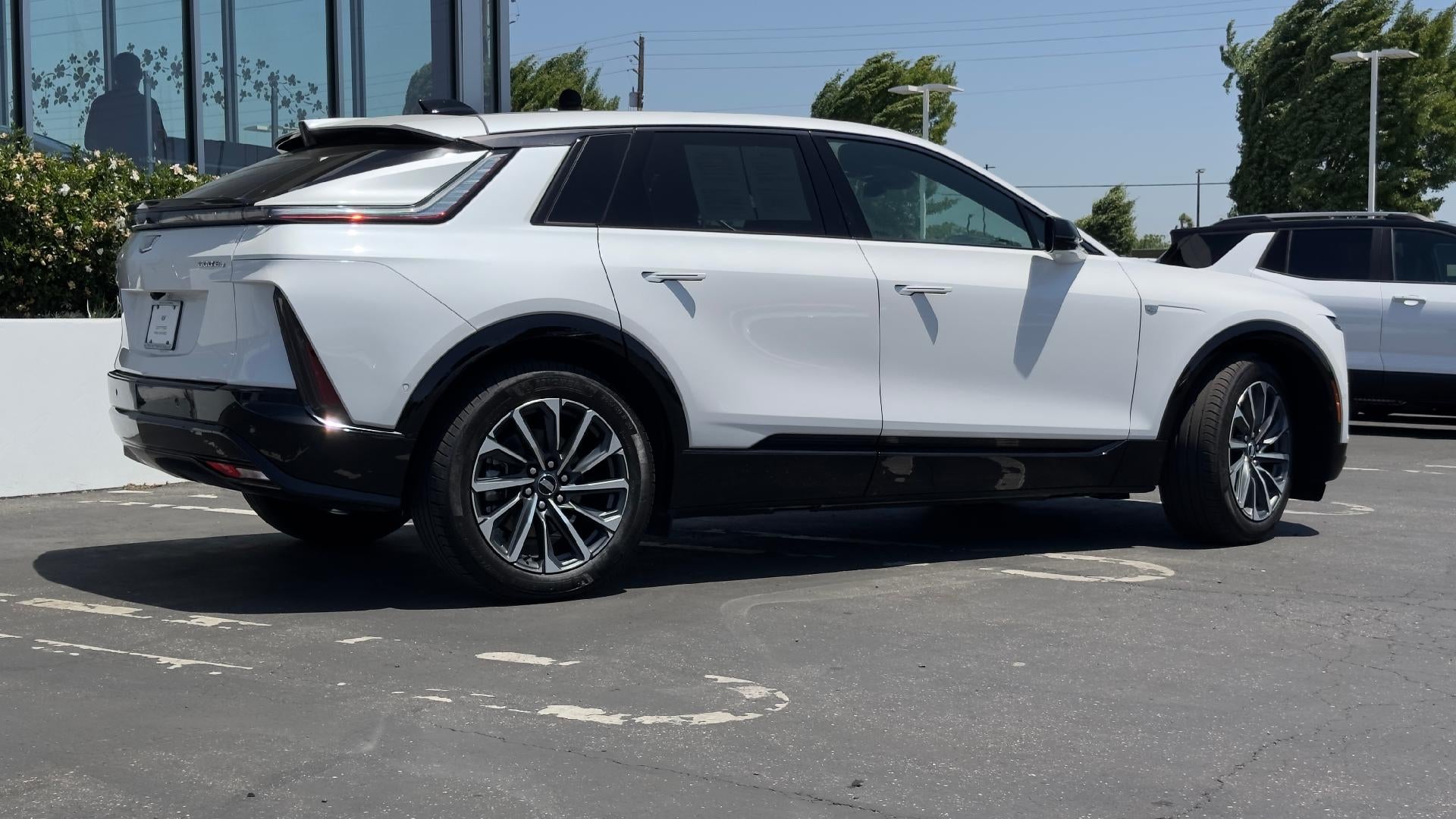 2024 Cadillac LYRIQ Sport 2