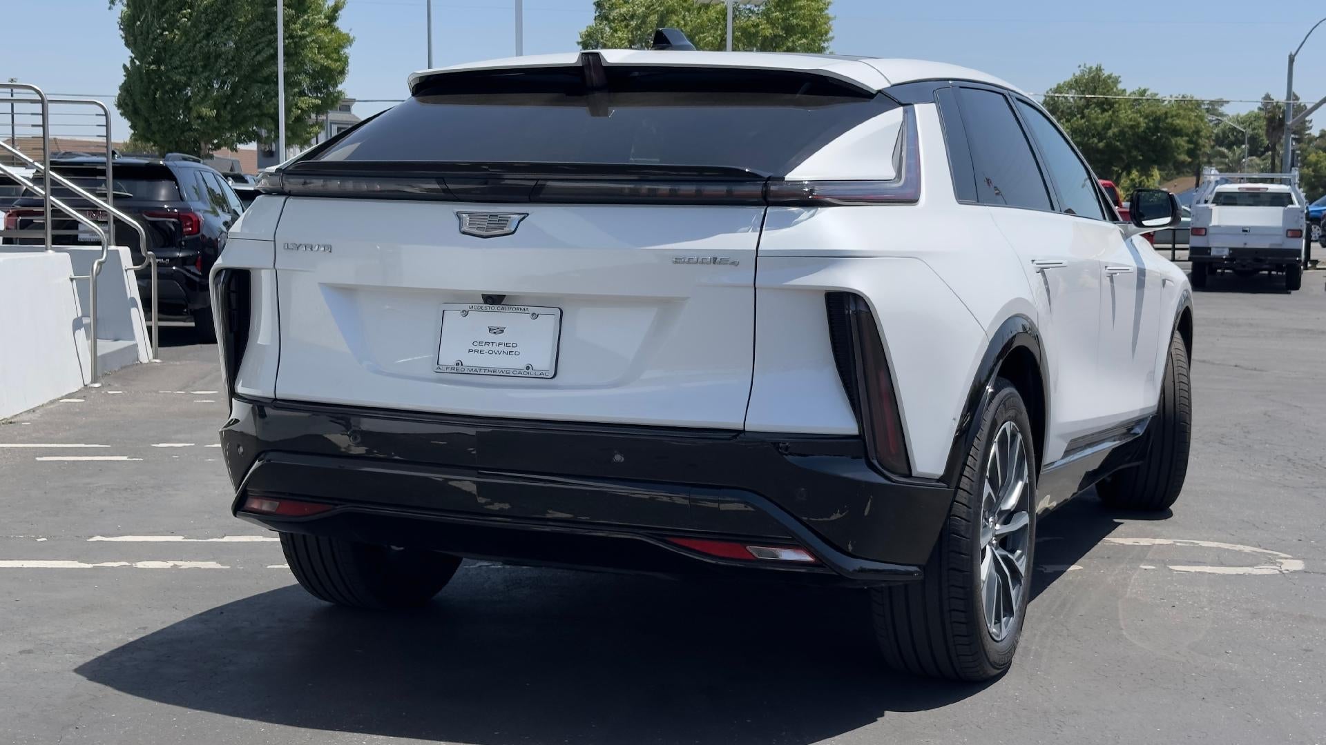 2024 Cadillac LYRIQ Sport 2