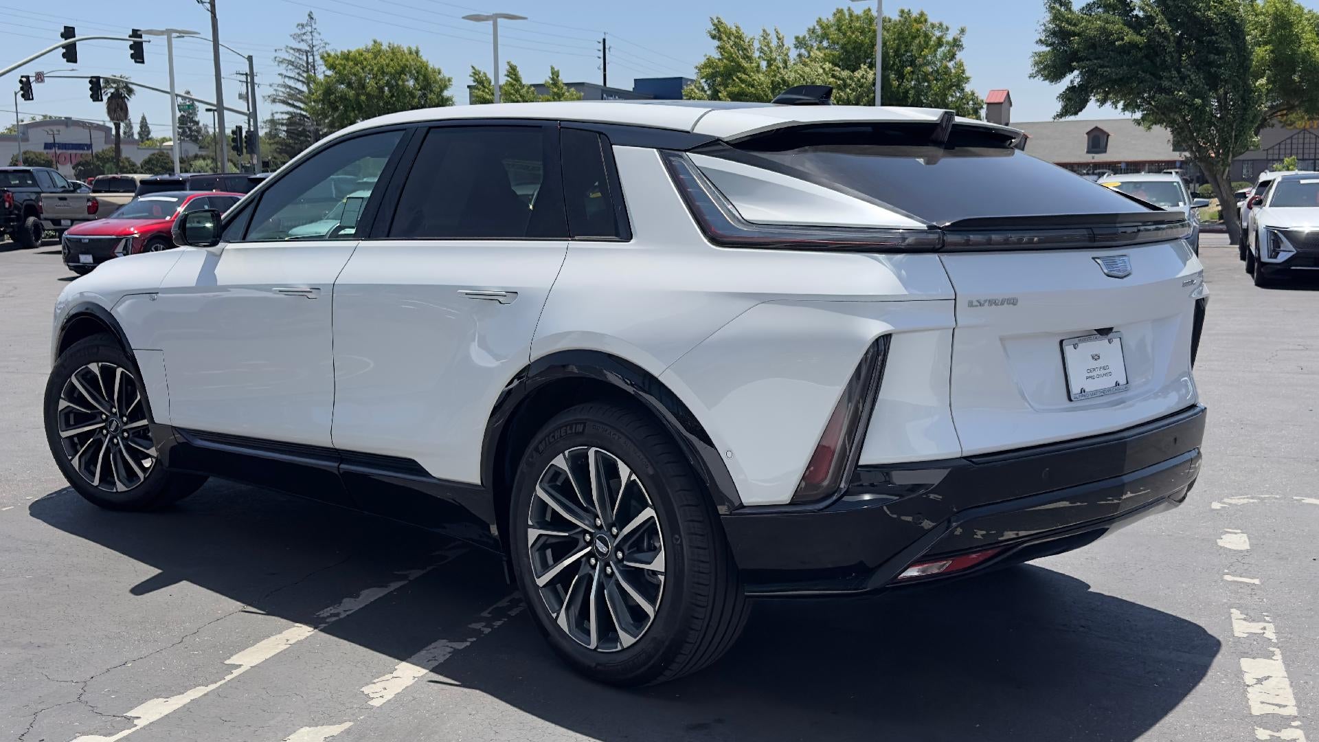 2024 Cadillac LYRIQ Sport 2