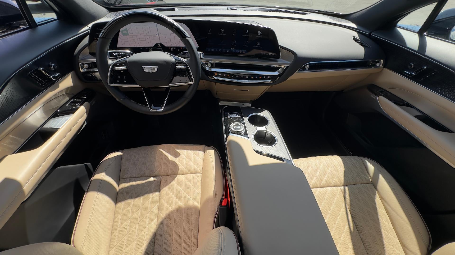 2024 Cadillac LYRIQ Sport 3