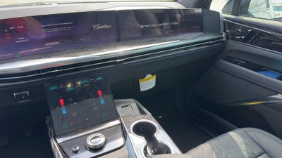 2026 Cadillac ESCALADE IQL Sport