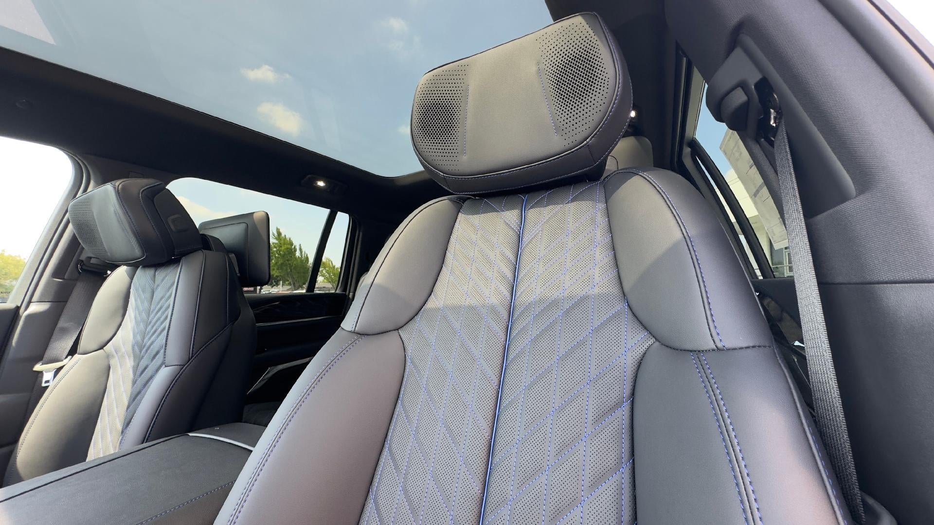 2026 Cadillac ESCALADE IQL Sport