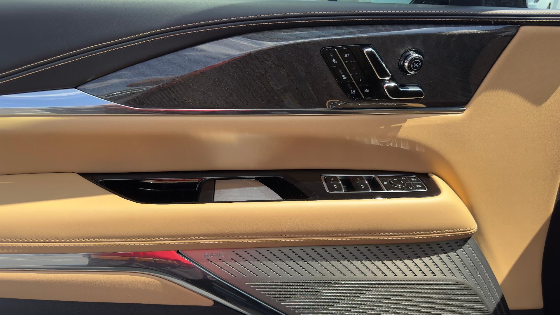 2026 Cadillac ESCALADE IQL Premium Sport
