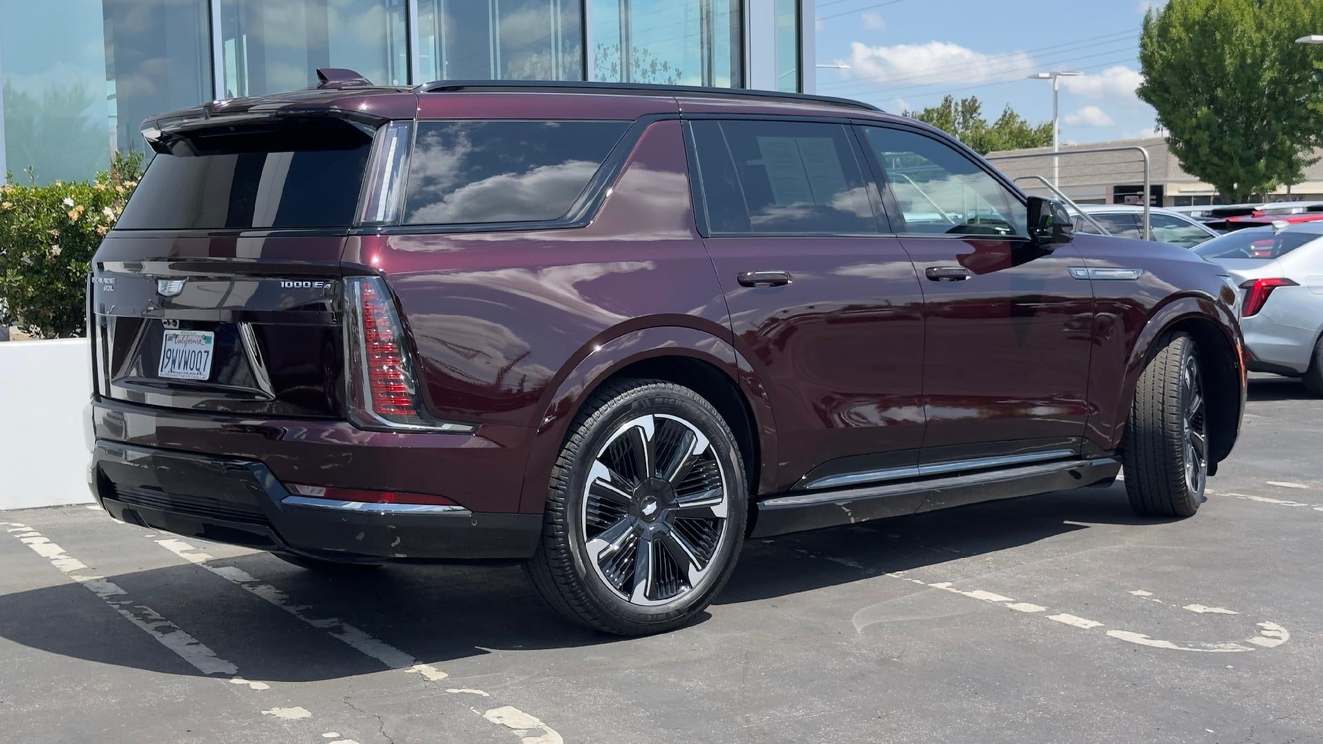 2026 Cadillac ESCALADE IQL Premium Sport
