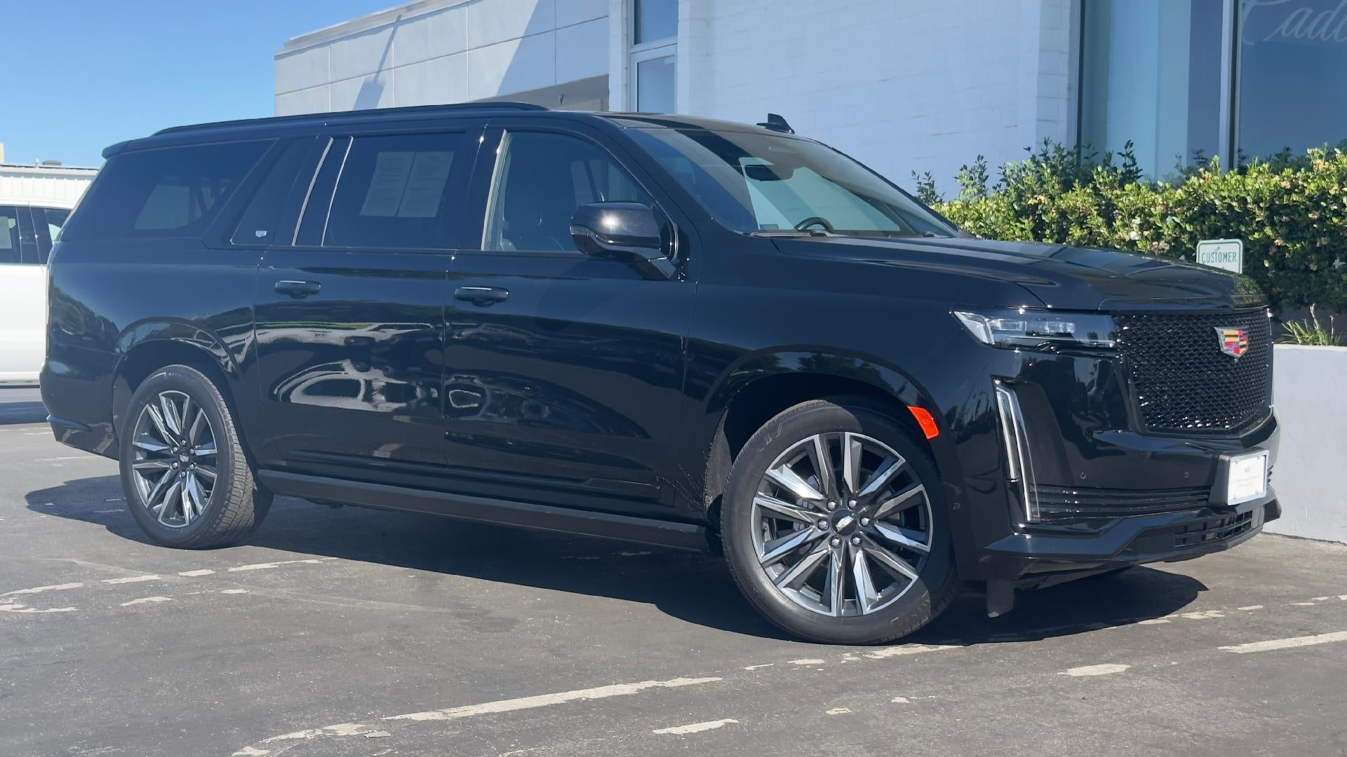 2024 Cadillac Escalade ESV Sport