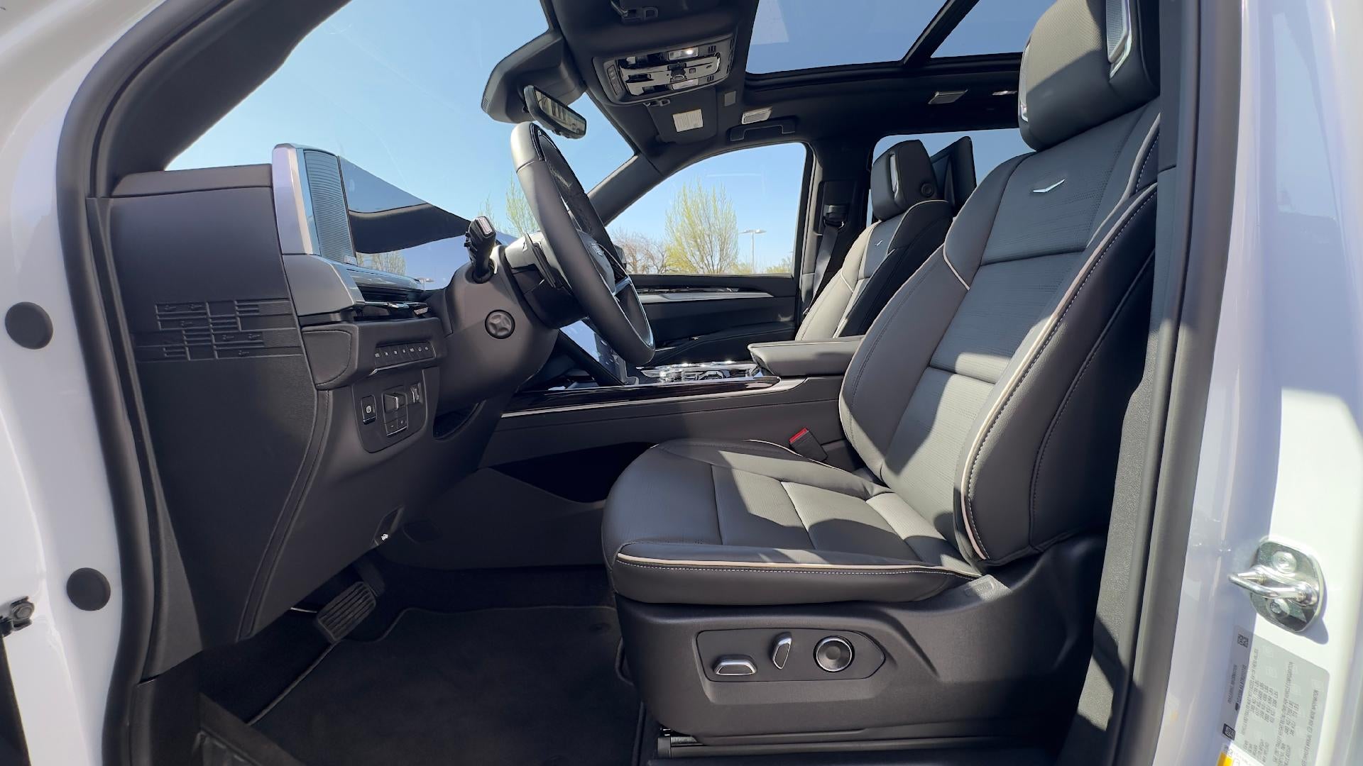 2026 Cadillac Escalade ESV Luxury