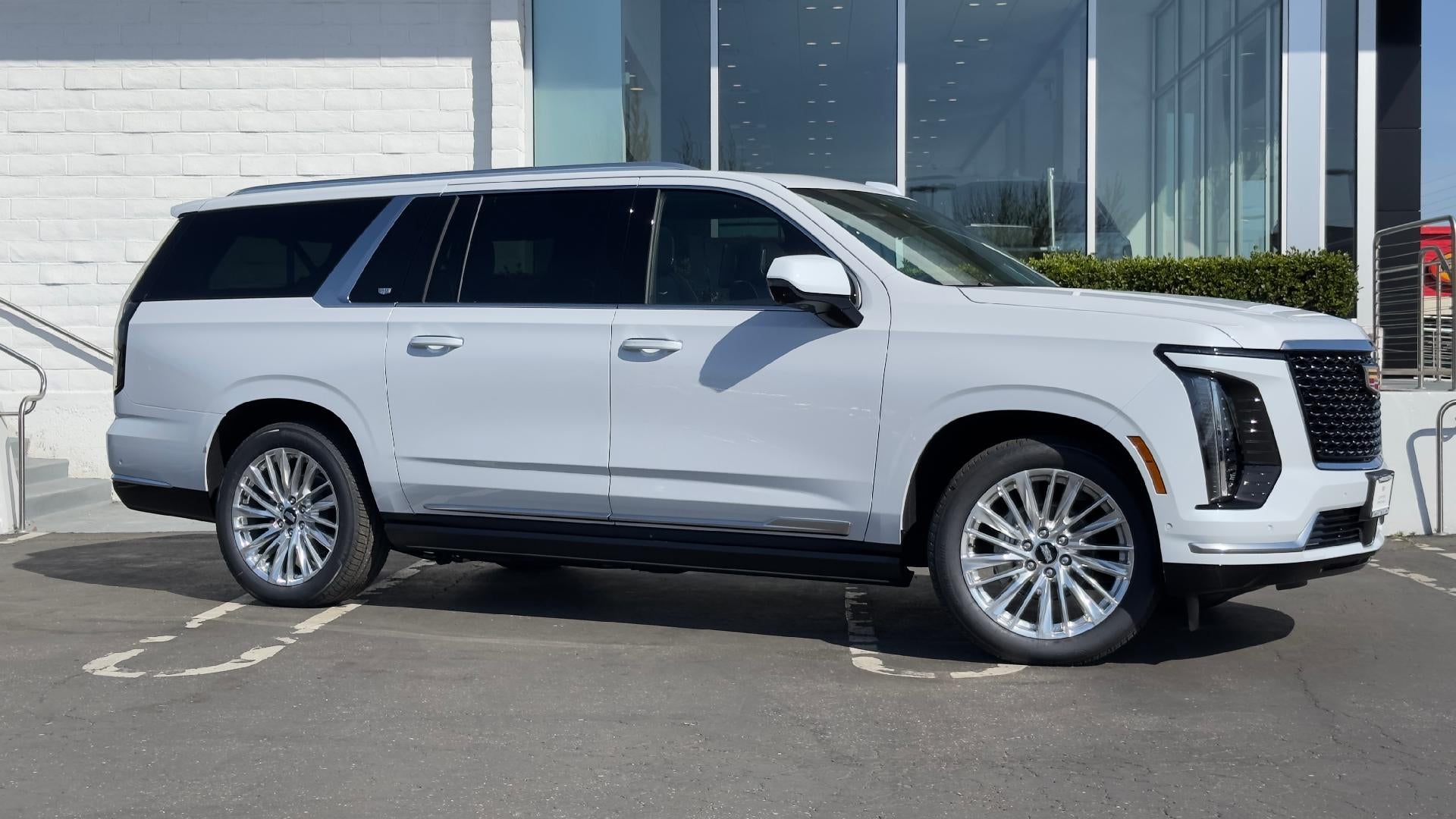 2026 Cadillac Escalade ESV Luxury