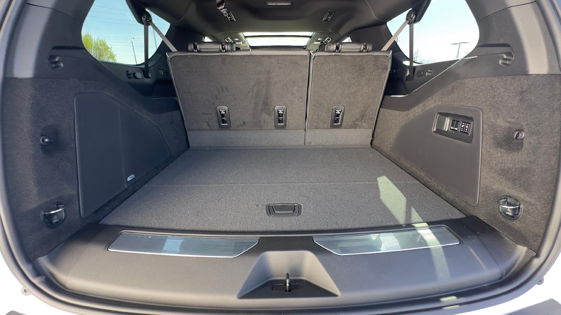 2026 Cadillac Escalade ESV Luxury