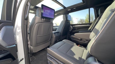 2026 Cadillac Escalade ESV Luxury