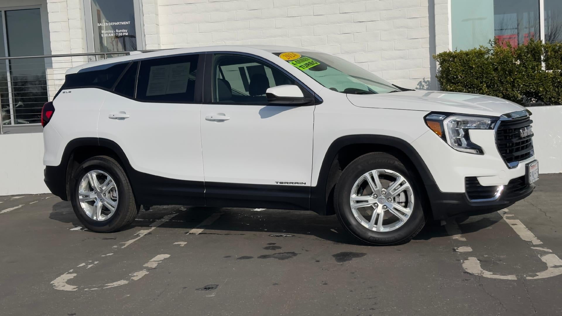 2024 GMC Terrain SLE