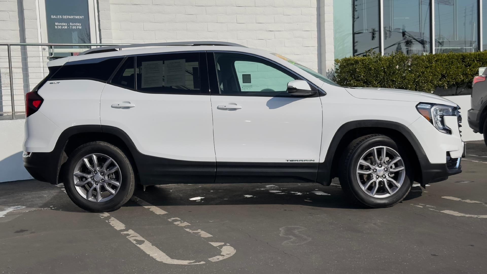 2024 GMC Terrain SLT