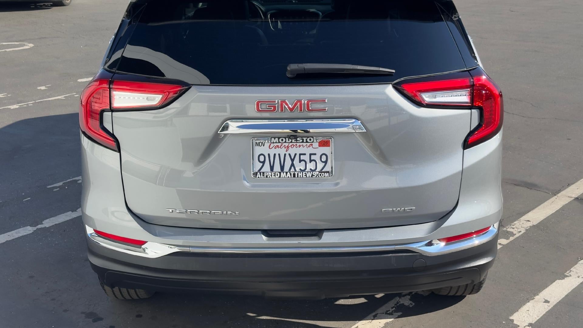 2024 GMC Terrain SLT