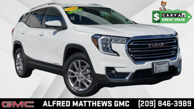 2024 GMC Terrain SLT