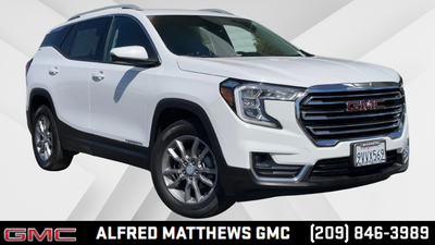 2024 GMC Terrain SLT