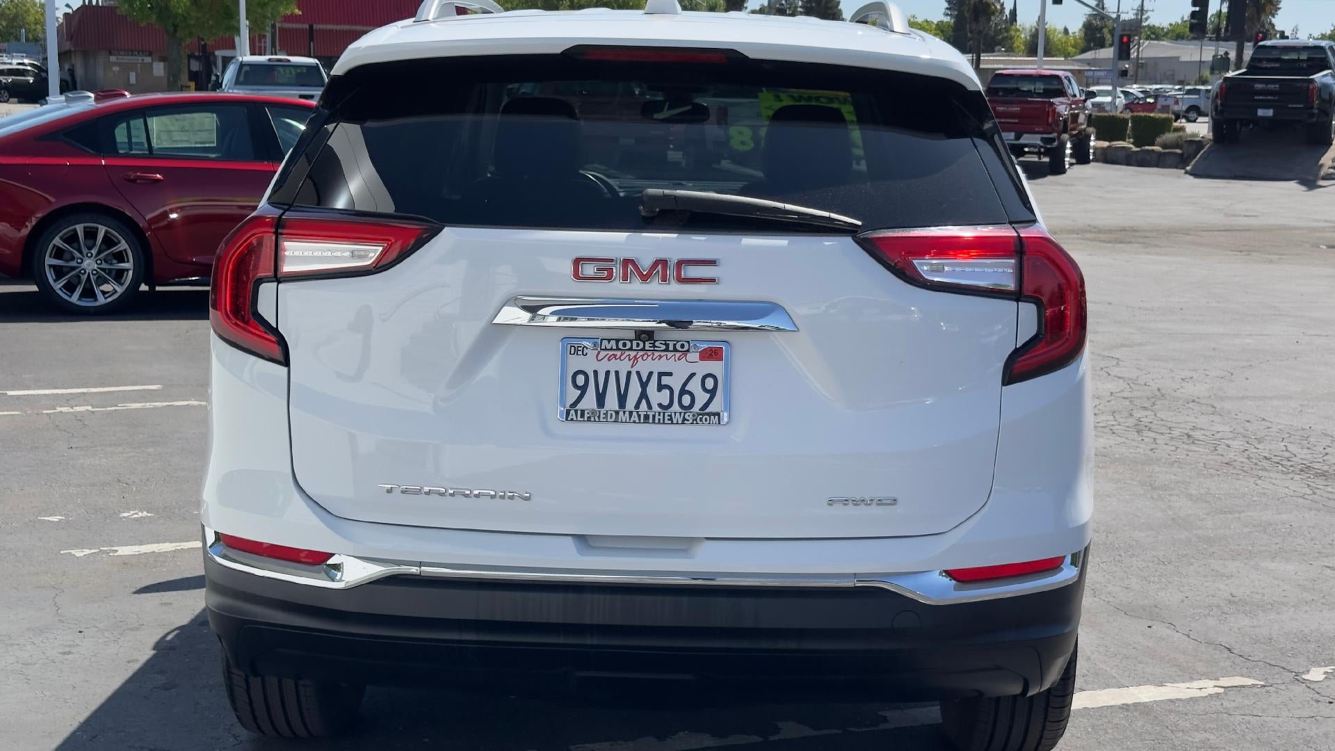 2024 GMC Terrain SLT