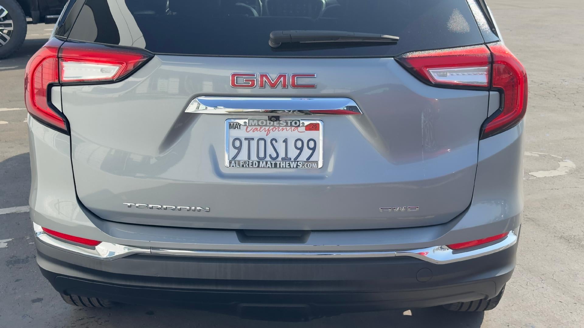 2024 GMC Terrain SLT