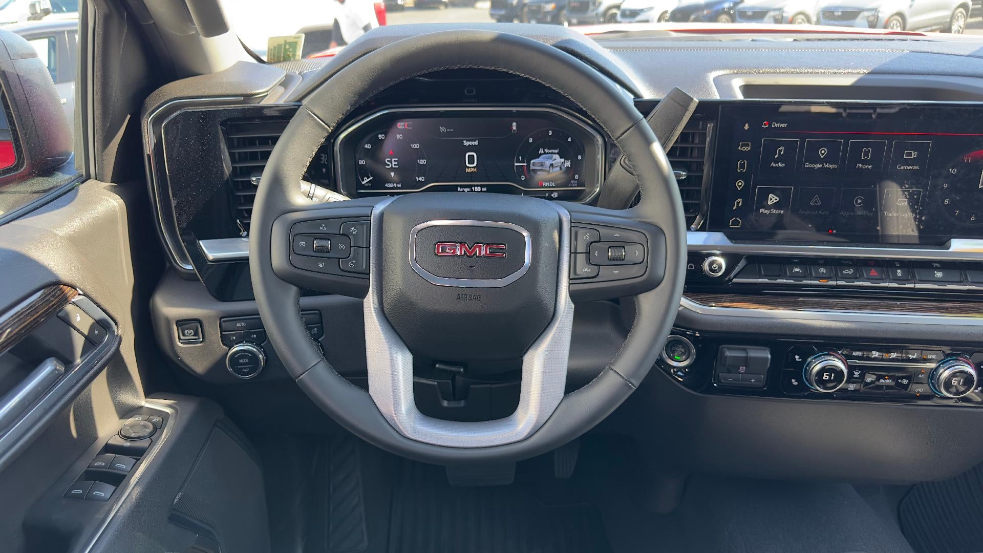 2025 GMC Sierra 1500 Elevation