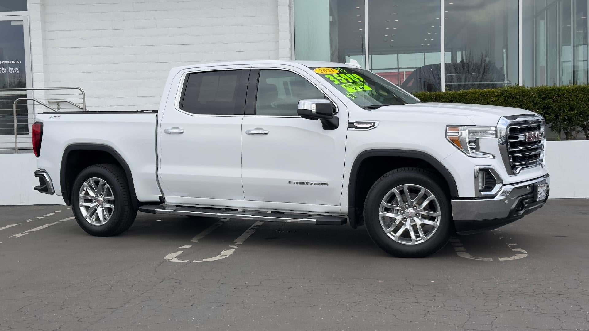2021 GMC Sierra 1500 SLT