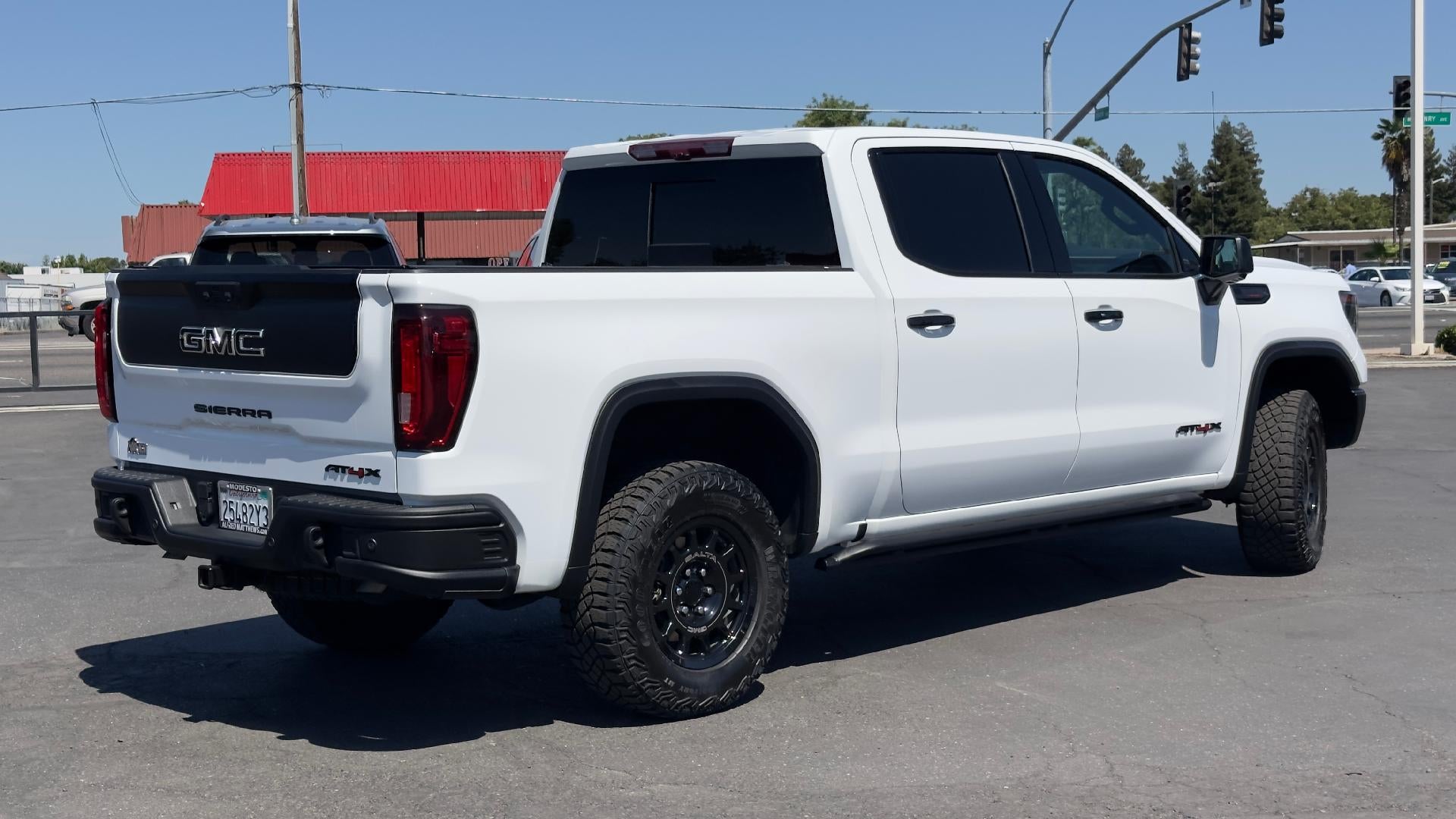 2024 GMC Sierra 1500 AT4X