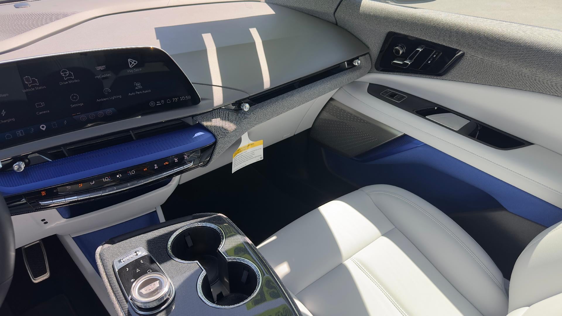 2026 Cadillac OPTIQ Luxury
