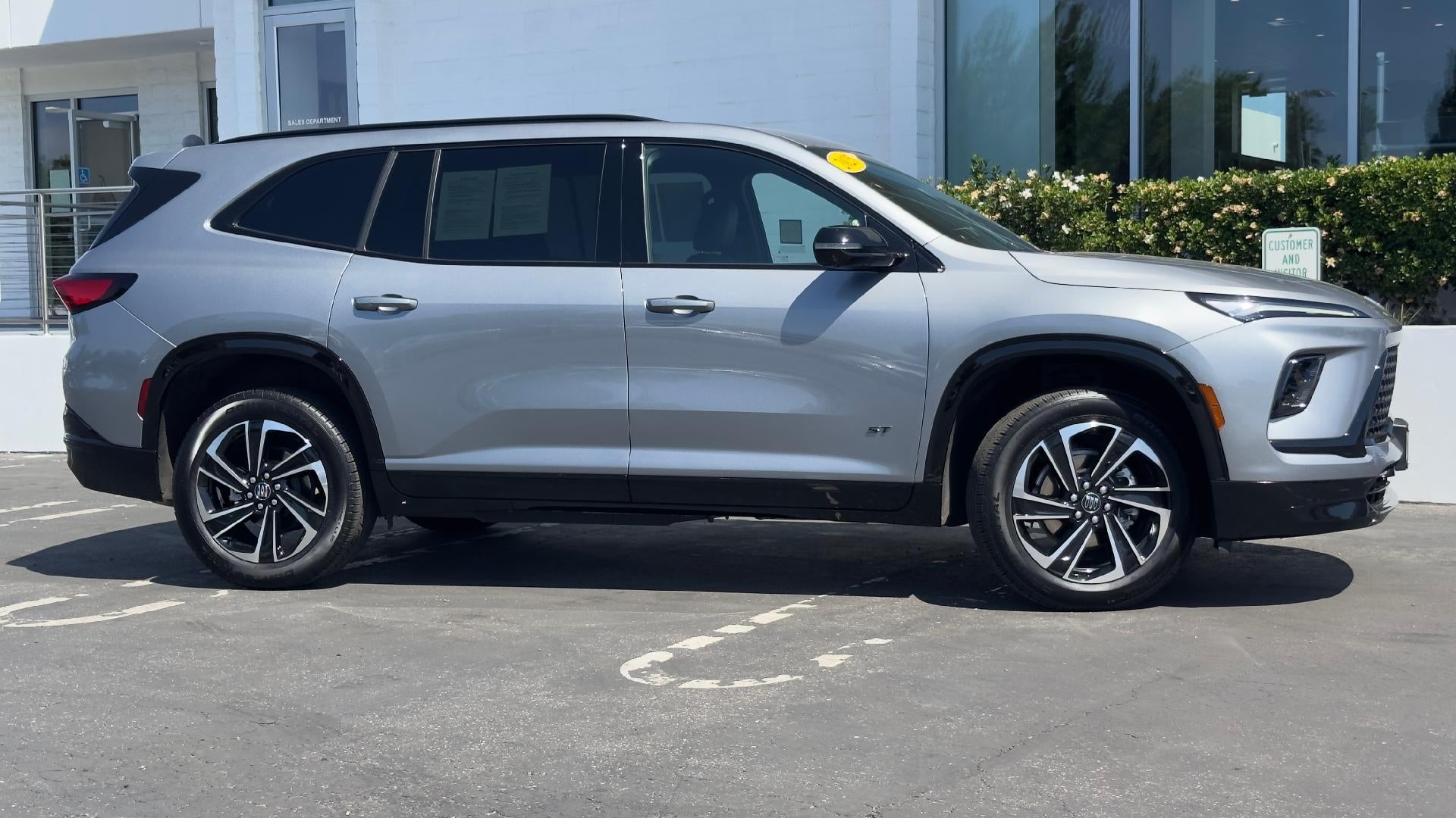 2025 Buick Enclave Sport Touring