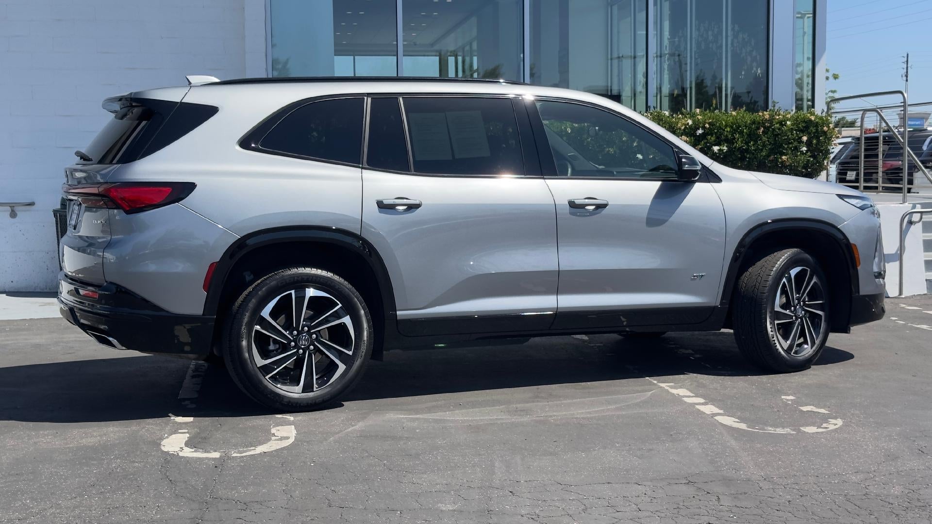 2025 Buick Enclave Sport Touring