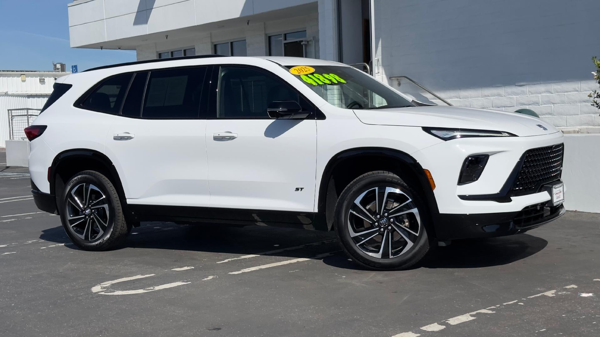 2025 Buick Enclave Sport Touring