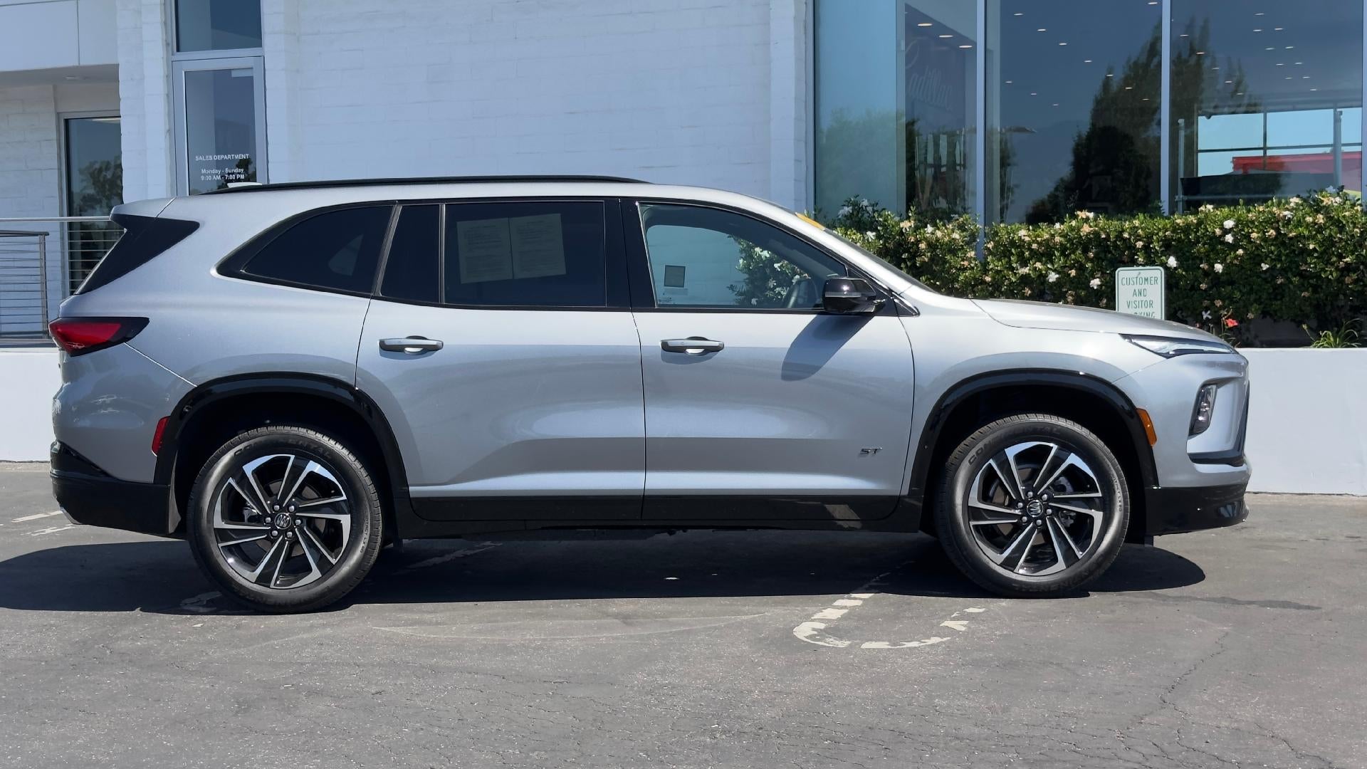2025 Buick Enclave Sport Touring